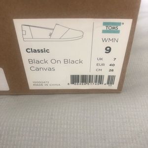 Black Toms size 9.